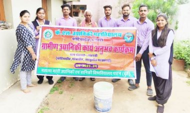 कृषि विद्यार्थियों ने किसानों को पूसा डीकंपोजर की दी जानकारी