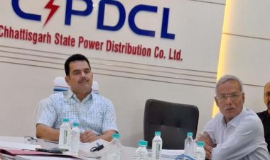 बिजली आपूर्ति बहाली में विलंब के जिम्मेदार अधिकारियों को कारण बताओ नोटिस जारी करने के निर्देश