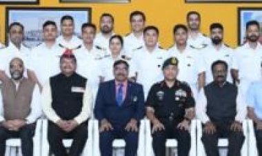 आईआईएम रायपुर में नौसेना अधिकारियों के लिए वैश्विक आपूर्ति श्रृंखला प्रबंधन कार्यक्रम
