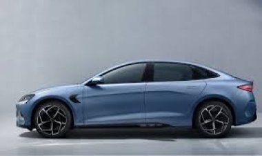 इलेक्ट्रिक कार की बैटरी चार मिनट और 37 सेकंड में 80 फ़ीसदी तक चार्ज हुई