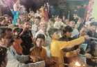 महाआरती के साथ भारत माता की आरती का हुआ आयोजन:श्रद्धालुओं के ऊपर की पुष्प वर्षा; देशभक्ति की भावना जगाने करते हैं मां भारती की आरती