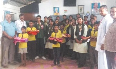 दिव्यांग बच्चों ने चाचा नेहरू को किया याद