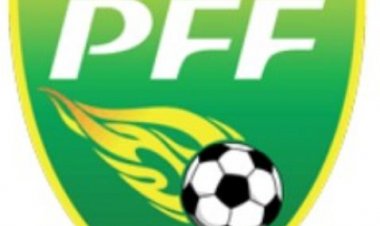 फीफा ने पीएफएफ संविधान में संशोधन को अपनाने में विफल रहने के कारण पाकिस्तान फुटबॉल महासंघ को निलंबित किया