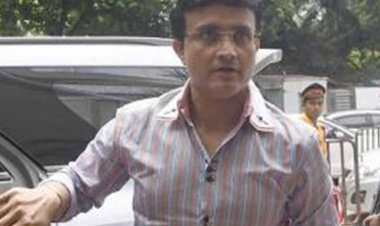 बर्धमान के पास लॉरी के अचानक आगे निकलने से हुआ हादसा, बाल-बाल बचे सौरव गांगुली