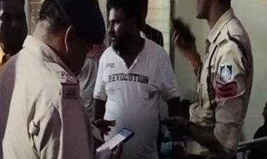 MP के 3 रेलवे-स्टेशनों पर 18 मजदूरों को पकड़ा गया:धर्मांतरण चाहते थे, 1-1 लाख रुपए का मिला था लालच; ट्रेन से ले जाया जा रहा था पंजाब