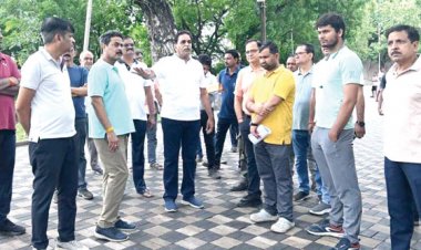 करबला तालाब सौंदर्यीकरण में बाधक ट्रांसफार्मर हटेगा, मूणत का निरीक्षण