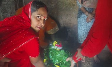 कुत्ते की स्मृति में एक रात में हुआ था निर्माण:ऋण मुक्तेश्वर महादेव मंदिर में 1 हजार भक्तों ने किया दर्शन, कहा-यहां सुकून मिलता है