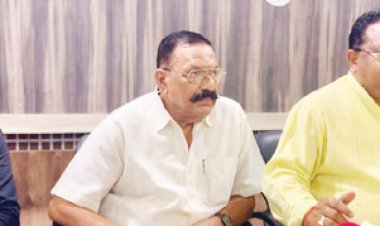 भूपेश के बेटे कांग्रेस के कौन से पद पर है जो कांग्रेस प्रदर्शन कर रही है - प्रबोध मिंज