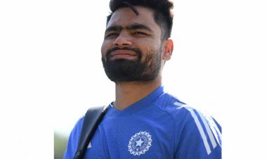 फैंस को झटका: चुनाव आयोग ने रिंकू सिंह को मतदाता जागरूकता अभियान से हटाया