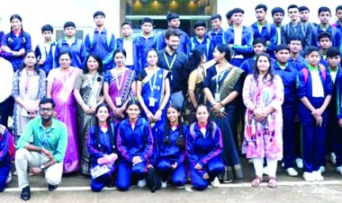 परिदृश्य और जोखिमों को प्रभावी ढंग से समझाने कलिंगा विवि साइबर सुरक्षा एक्स्ट्रावैगन्जा 2025