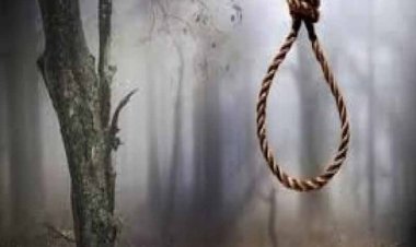 पेड़ से लटका मिला युवक का शव, ग्रामीणों में मचा हड़कंप