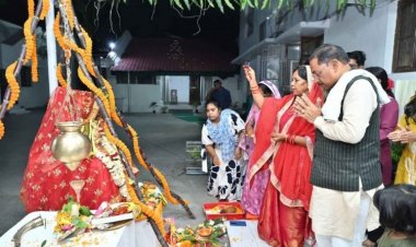 देवउठनी एकादशी पर मुख्यमंत्री निवास में श्रद्धा एवं पारंपरिक विधिविधान से हुआ तुलसी विवाह.