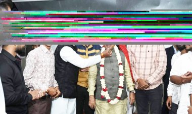 साव को गगन आईच ने साथियों संग दी जन्मदिन की बधाई