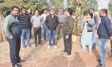 आयुक्त ने आईटीआई ग्राउण्ड और छावनी मुक्तिधाम का किया निरीक्षण