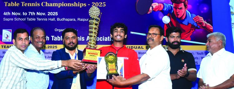 एशिया कप ट्रॉफ़ी को लेकर बीसीसीआई सचिव और पीसीबी चीफ़ की मीटिंग में क्या बात हुई?