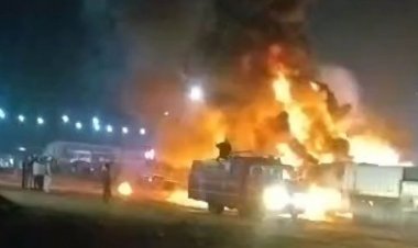 शिवपुरी के एनएच-46 पर खड़े दो ट्रकों में लगी आग:चार घंटे की मशक्कत के बाद आग पर पाया काबू