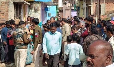 दमोह में पति-पत्नी और बेटी के शव फंदे पर मिले:एक ही परिवार के तीन सदस्यों की मौत, टीआई बोले- मामले की कर रहे जांच