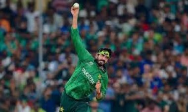 पाकिस्तान के इस गेंदबाज़ के 'ब्रेक' की भारत में चर्चा, क्या टीम इंडिया के ख़िलाफ़ होंगे तुरुप का इक्का?