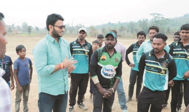 क्रिकेट खिलाडिय़ों को उत्कृष्ट प्रदर्शन करने नपाध्यक्ष ने किया प्रेरित
