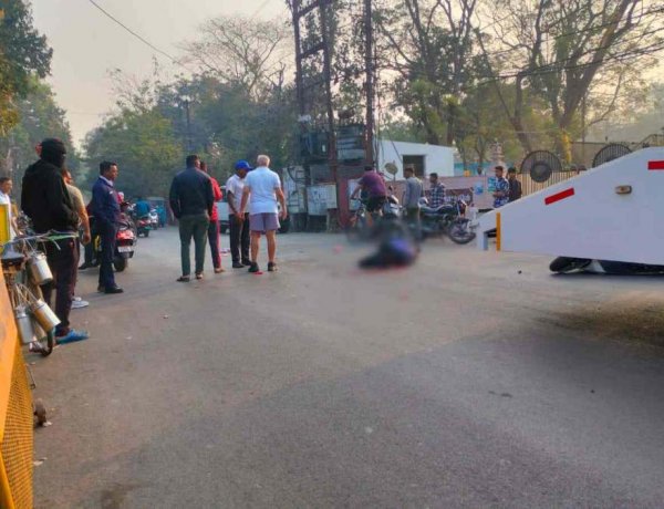 CG Breaking: ट्रैफिक पुलिस की गाड़ी से दर्दनाक हादसा, स्कूल जा रहे दो मासूम चपेट में, एक की मौके पर मौत