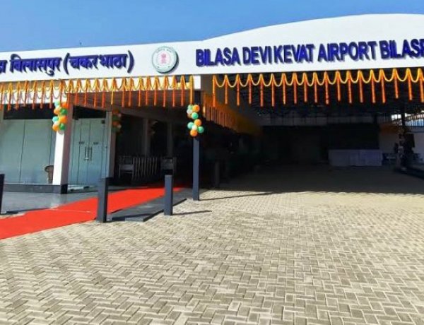 नाइट लैंडिंग की खुशी अधूरी- मशीन लगी, लाइसेंस मिला पर ATC चलाने स्टाफ नहीं